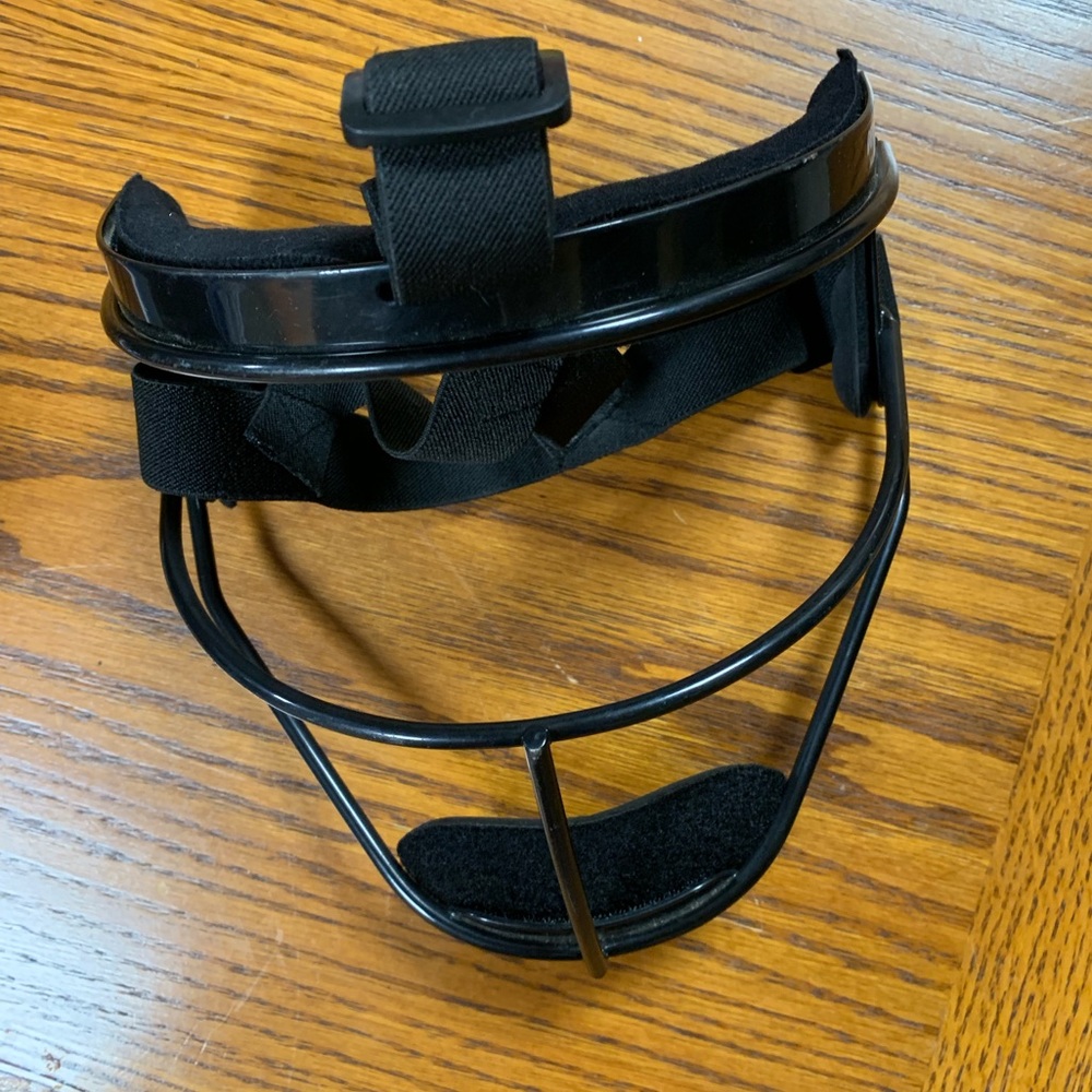 Softball mask